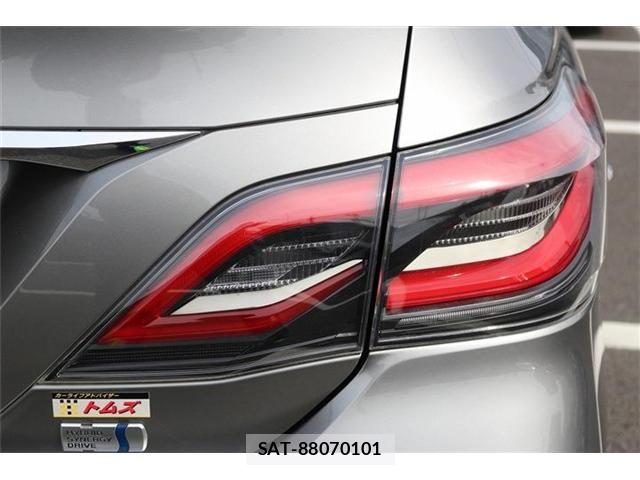 Toyota CROWN SEDAN 2020-11 7216693-11