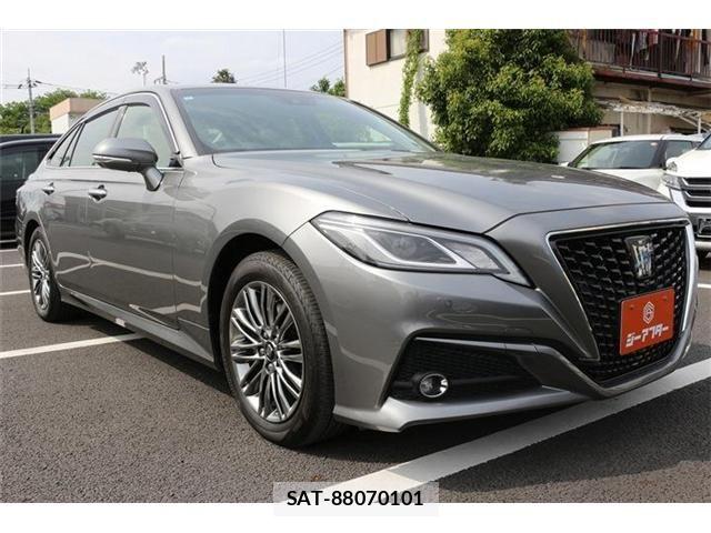Toyota CROWN SEDAN 2020-11 7216693-19