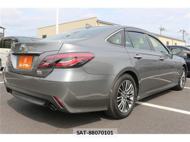 Toyota CROWN SEDAN 2020-11 7216693-20