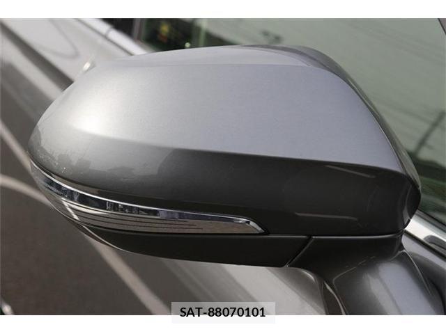 Toyota CROWN SEDAN 2020-11 7216693-26
