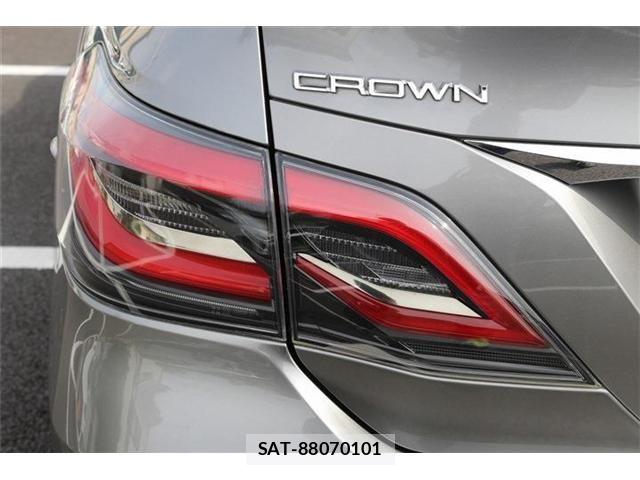 Toyota CROWN SEDAN 2020-11 7216693-28