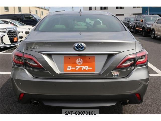 Toyota CROWN SEDAN 2020-11 7216693-8