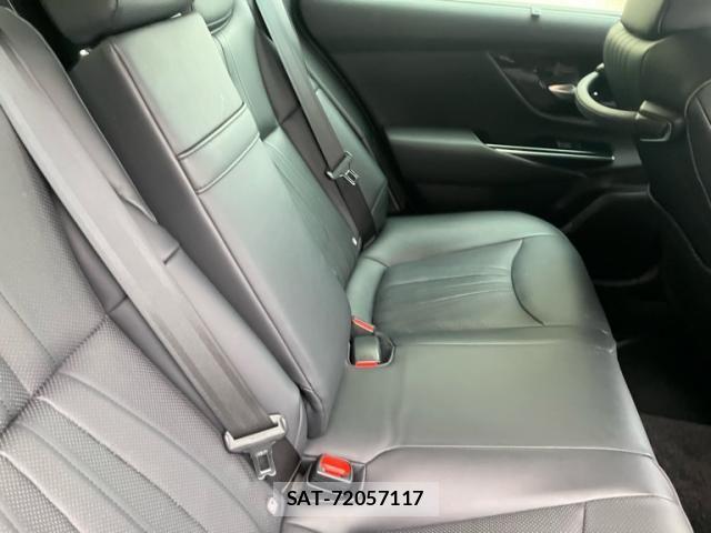 Toyota CROWN SEDAN 2018-09 7216662-11