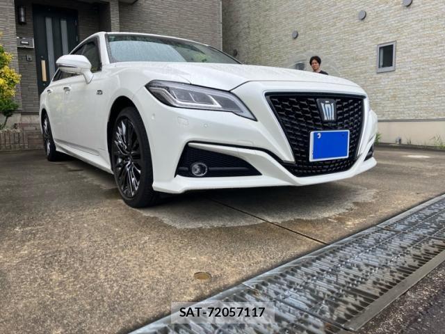 Toyota CROWN SEDAN 2018-09 7216662-1