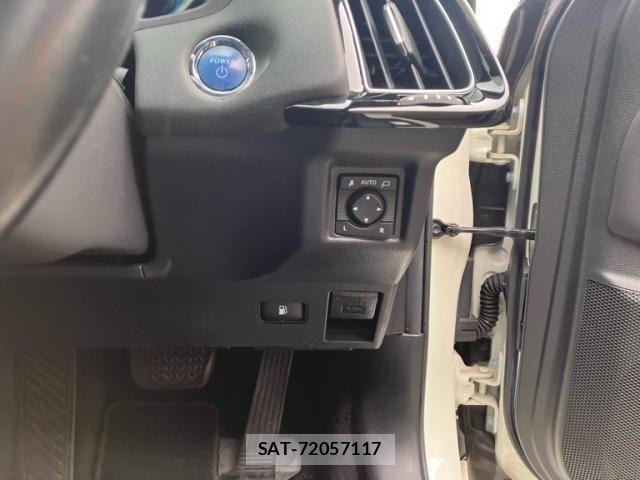 Toyota CROWN SEDAN 2018-09 7216662-20