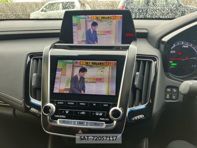 Toyota CROWN SEDAN 2018-09 7216662-23
