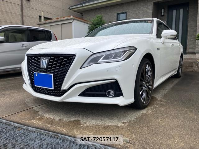 Toyota CROWN SEDAN 2018-09 7216662-2