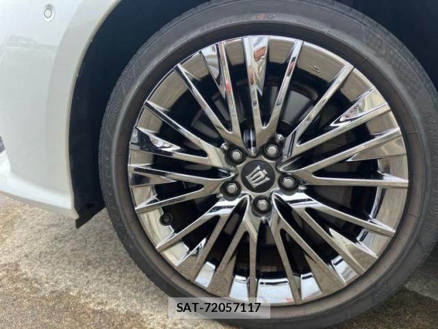 Toyota CROWN SEDAN 2018-09 7216662-4