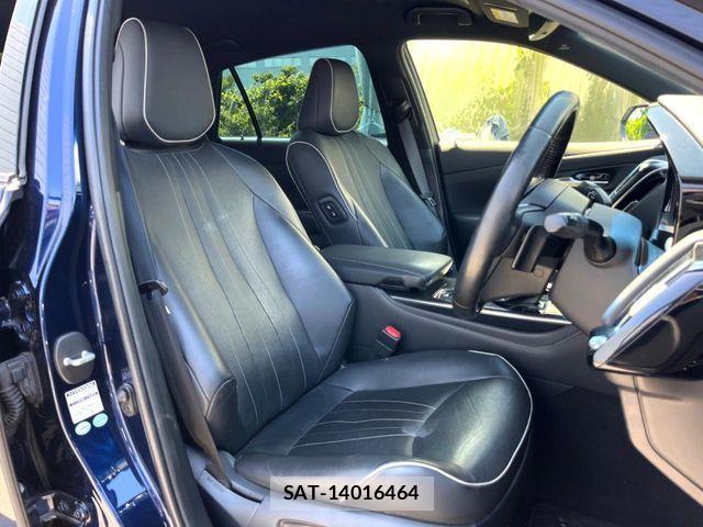 Toyota CROWN SEDAN 2018-11 7216668-11