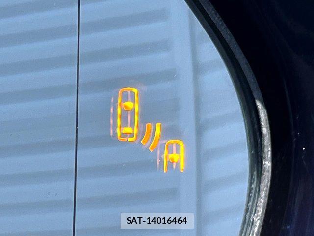 Toyota CROWN SEDAN 2018-11 7216668-5