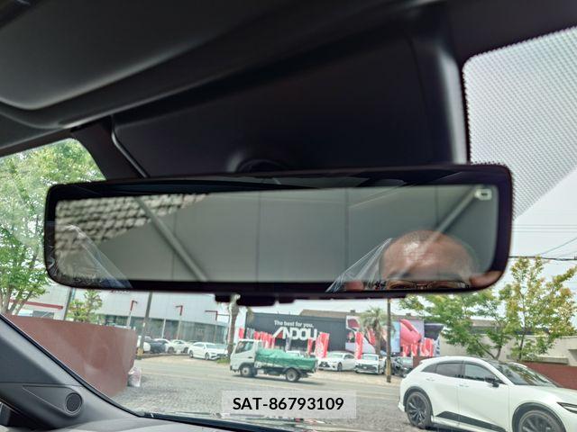 Toyota CROWN SEDAN 2025-01 7216711-15