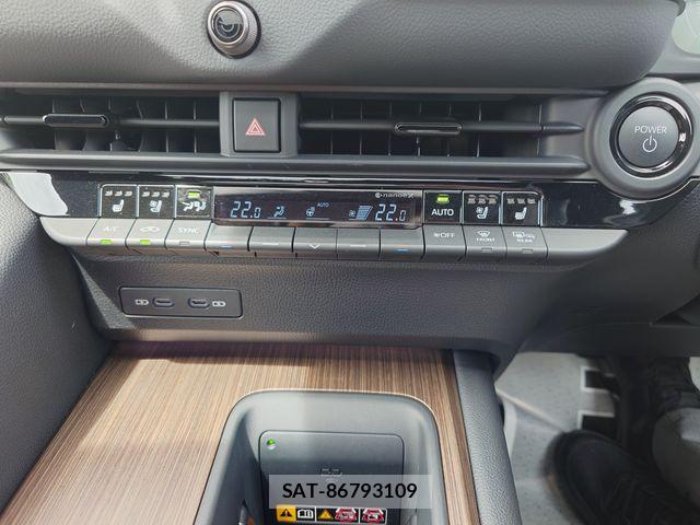 Toyota CROWN SEDAN 2025-01 7216711-18
