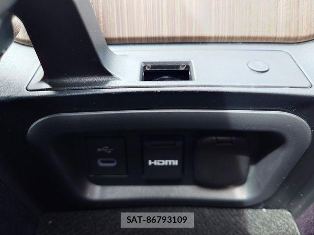 Toyota CROWN SEDAN 2025-01 7216711-20