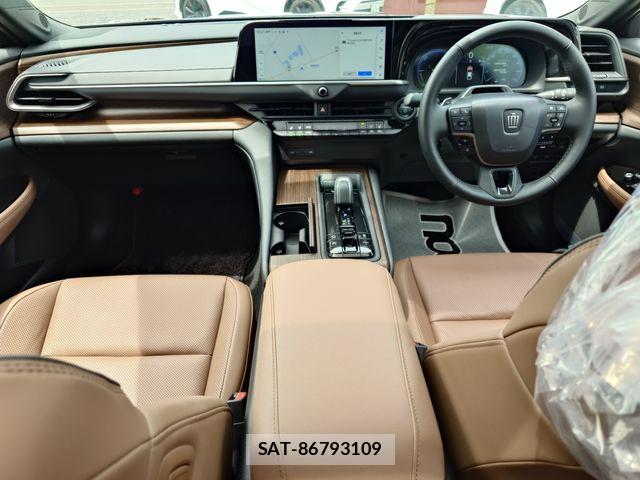 Toyota CROWN SEDAN 2025-01 7216711-8