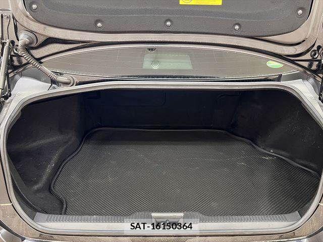 Toyota CROWN SEDAN 2018-10 7216664-9