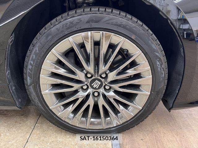 Toyota CROWN SEDAN 2018-10 7216664-13