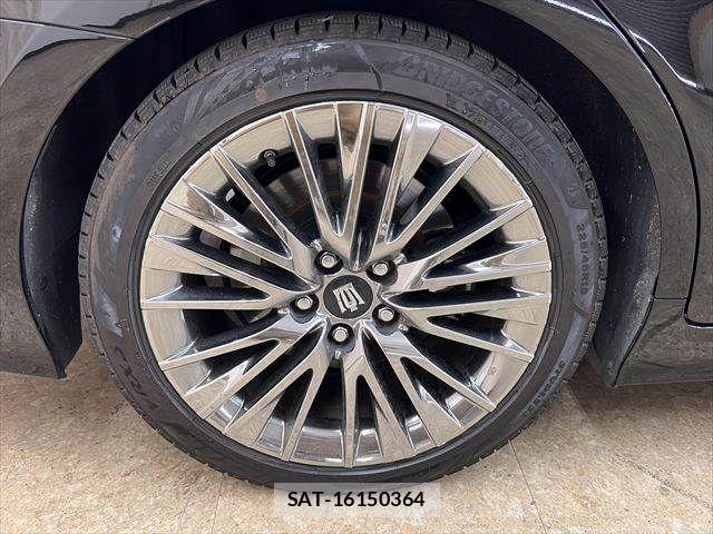 Toyota CROWN SEDAN 2018-10 7216664-27