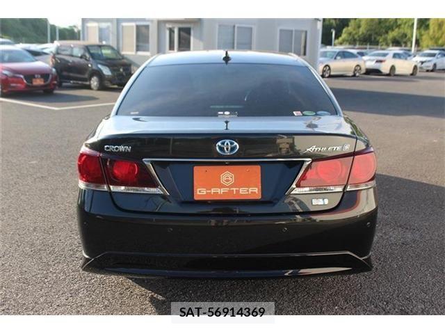 Toyota CROWN SEDAN 2014-11 7216636-9