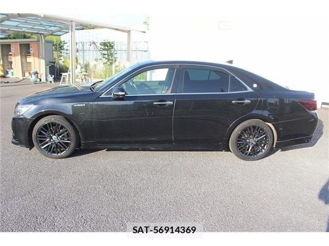 Toyota CROWN SEDAN 2014-11 7216636-11