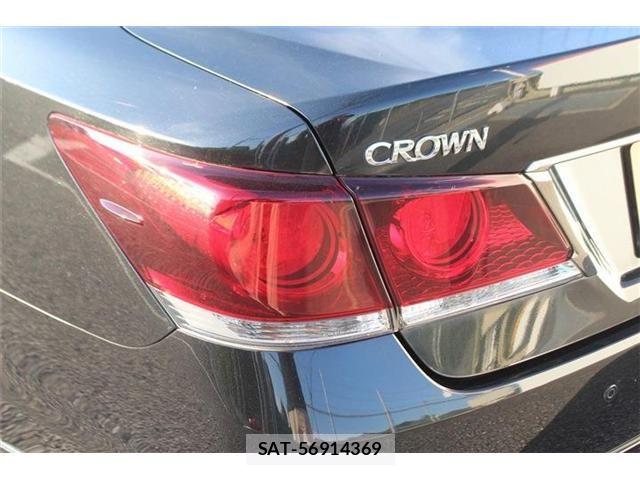 Toyota CROWN SEDAN 2014-11 7216636-18