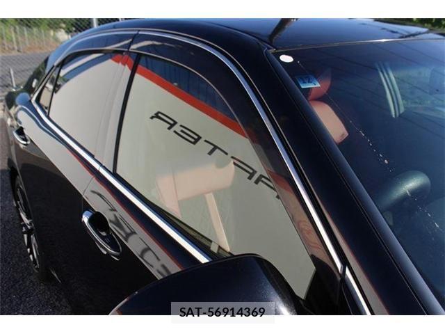 Toyota CROWN SEDAN 2014-11 7216636-20