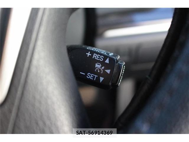 Toyota CROWN SEDAN 2014-11 7216636-3