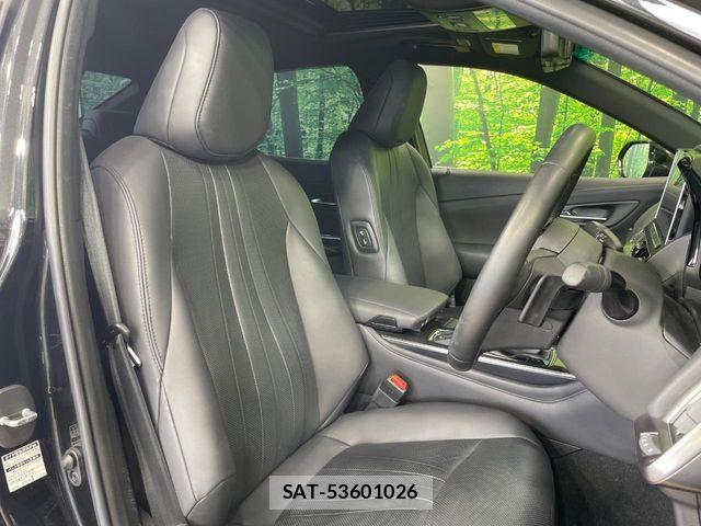 Toyota CROWN SEDAN 2021-01 7216690-7