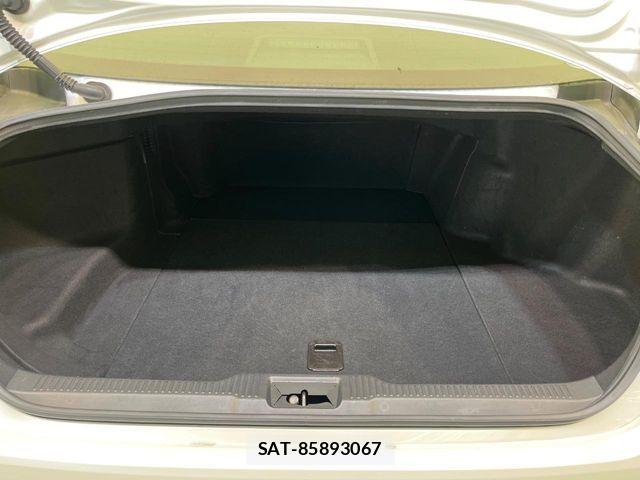 Toyota CROWN SEDAN 2021-05 7216689-9