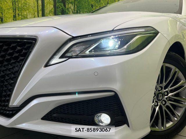 Toyota CROWN SEDAN 2021-05 7216689-11