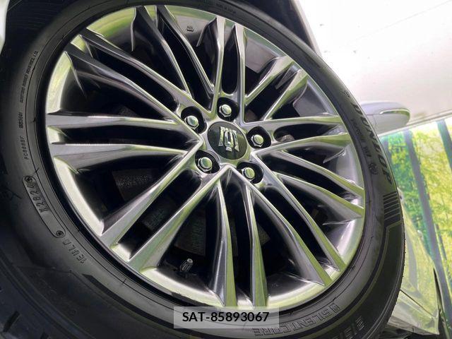 Toyota CROWN SEDAN 2021-05 7216689-12