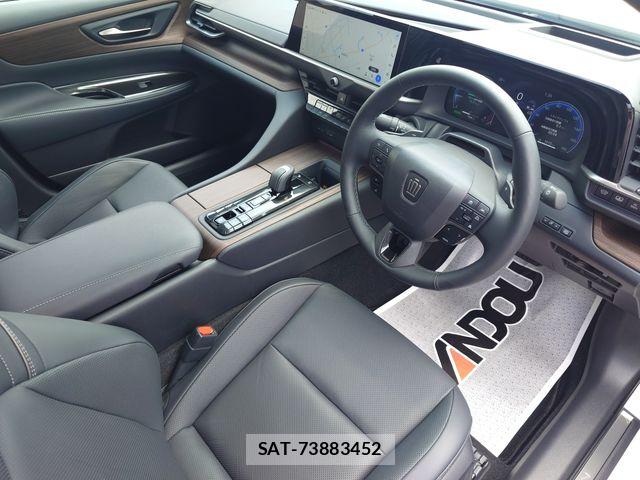 Toyota CROWN SEDAN 2025-10 7216705-10