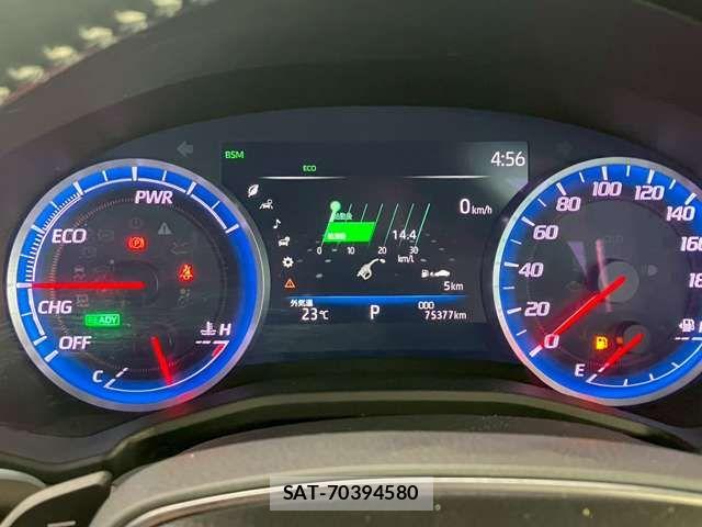 Toyota CROWN SEDAN 2018-08 7216658-12
