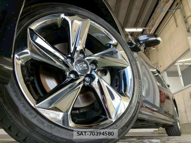Toyota CROWN SEDAN 2018-08 7216658-15