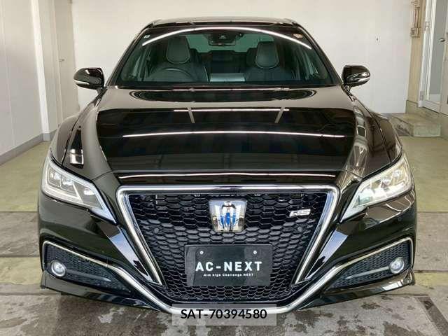 Toyota CROWN SEDAN 2018-08 7216658-16