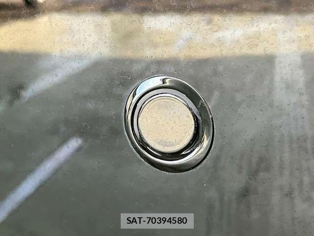 Toyota CROWN SEDAN 2018-08 7216658-2