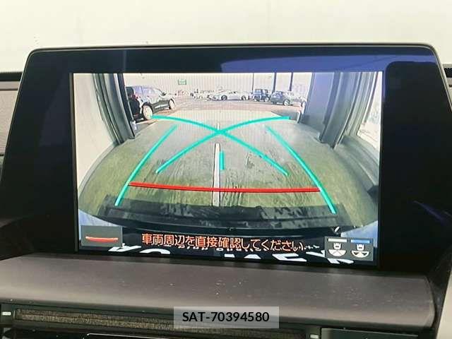 Toyota CROWN SEDAN 2018-08 7216658-3
