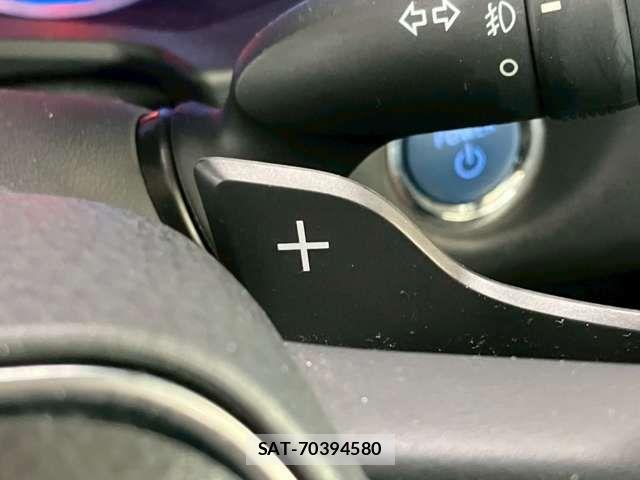 Toyota CROWN SEDAN 2018-08 7216658-6