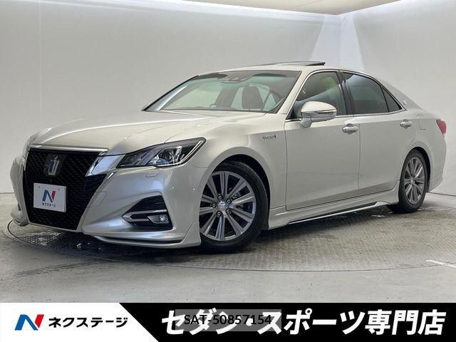 Toyota CROWN SEDAN 2017-01 7216654-0