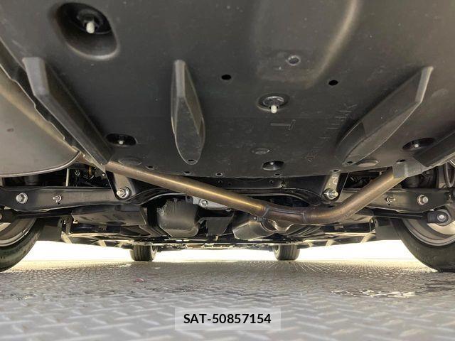 Toyota CROWN SEDAN 2017-01 7216654-18