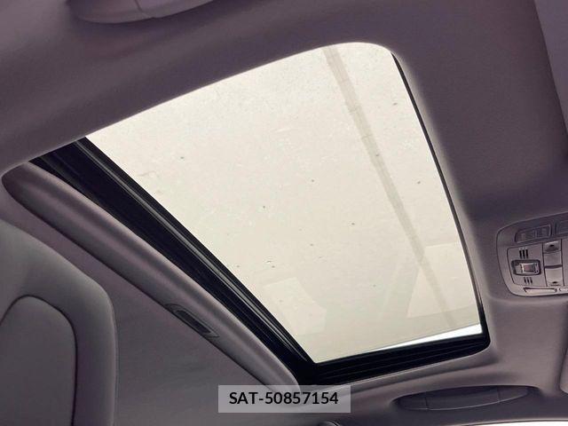 Toyota CROWN SEDAN 2017-01 7216654-3