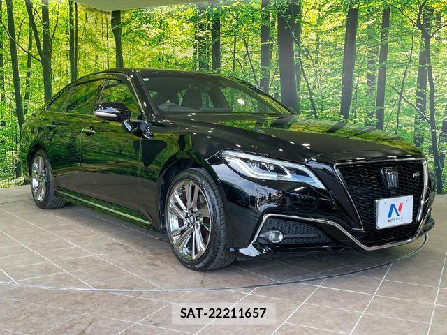 Toyota CROWN SEDAN 2021-07 7216695-15