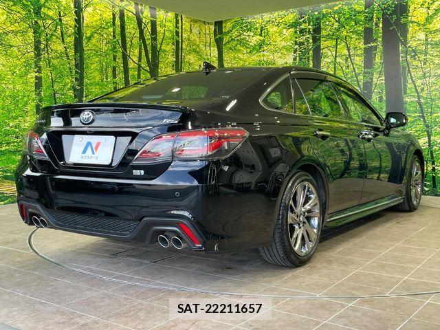 Toyota CROWN SEDAN 2021-07 7216695-16