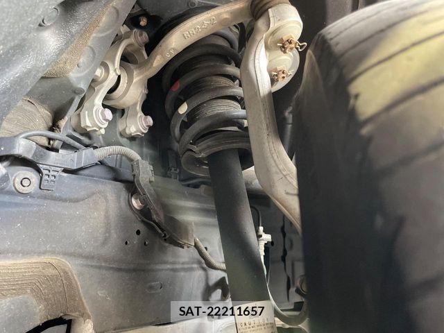 Toyota CROWN SEDAN 2021-07 7216695-19