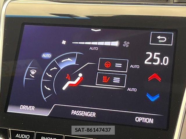 Toyota CROWN SEDAN 2018-09 7216660-9