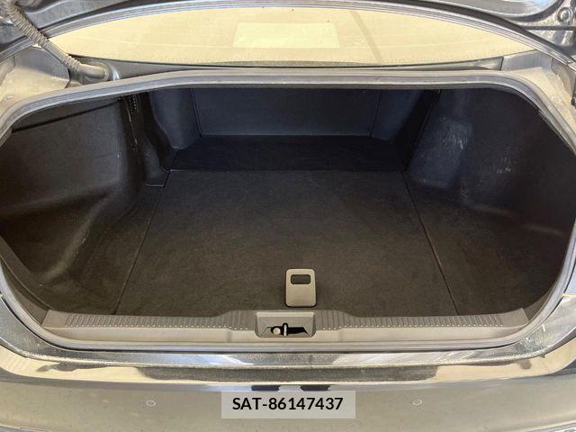 Toyota CROWN SEDAN 2018-09 7216660-14