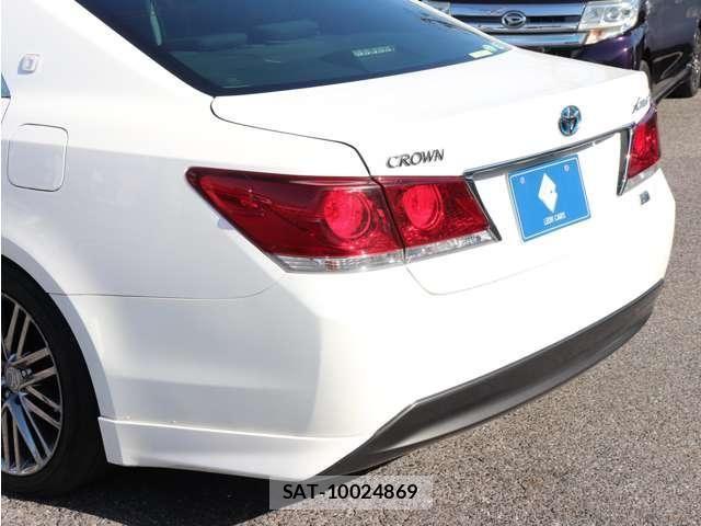 Toyota CROWN SEDAN 2013-02 7216607-9