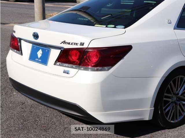 Toyota CROWN SEDAN 2013-02 7216607-10