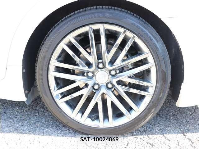 Toyota CROWN SEDAN 2013-02 7216607-19