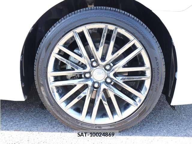 Toyota CROWN SEDAN 2013-02 7216607-21