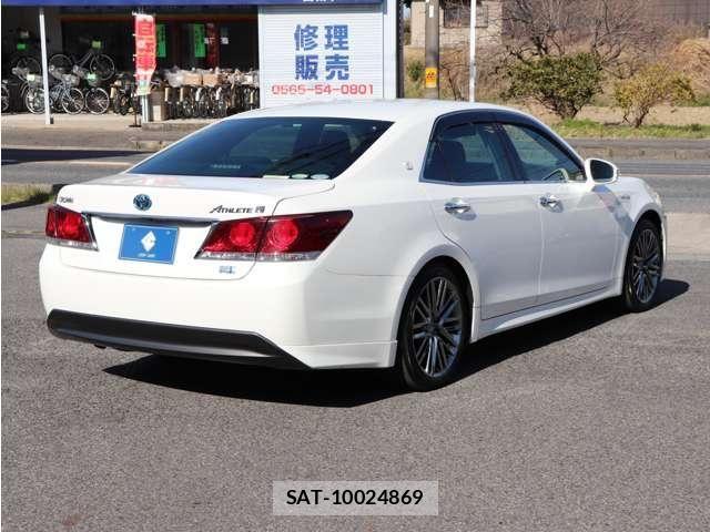 Toyota CROWN SEDAN 2013-02 7216607-3